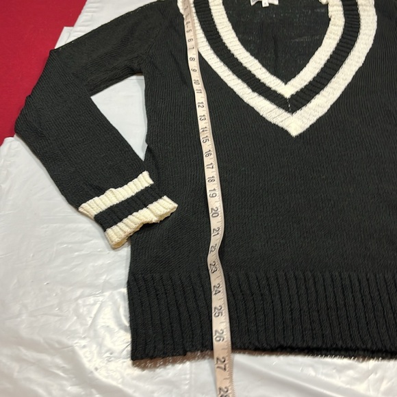 by the way. Black TENNIS SWEATER Ribbed DEEP V-neck Collegiate white stripes XS - Picture 8 of 13